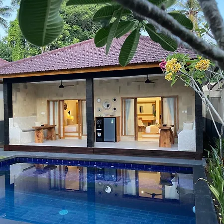 Tanis Village - Luxury Villas Gili Air Exterior photo