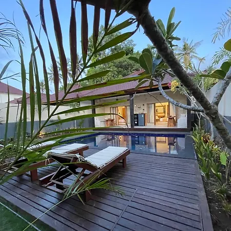Tanis Village - Luxury Villas Gili Air Exterior photo